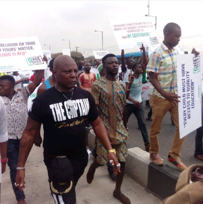 PHOTOS NEWS!!! Charly Boy Joins Sowore At National Stadium As #Istandwithnigeria Protest Continues….