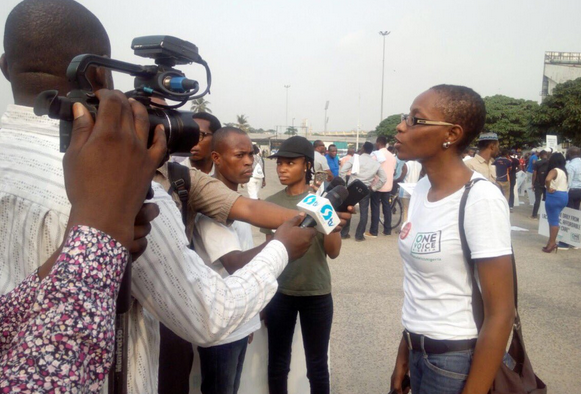 Finally #Istandwithnigeria Protest Begins In Lagos and Abuja with Seyi Law Taking the Forefront [Photos]