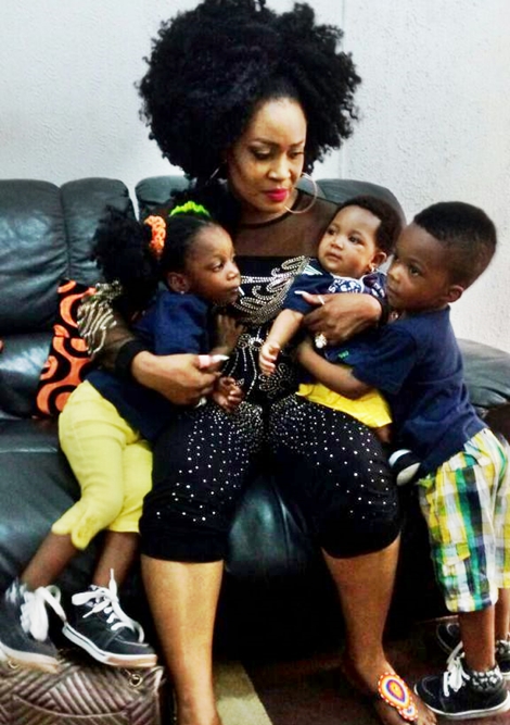 Photo of Muma Gee with her kids, before she took them to meet Prince Eke yesterday