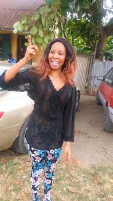 Latest on Apostle Suleman’s S3x Scandal!!! Stephanie Otobo All Smiles As She Is Released From Kirikiri Prison [Photos]