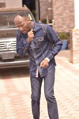 PHOTO NEWS!!!Apostle Suleman and His Wife, Lizzy, Pictured Playing In Their Garden