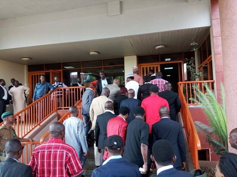  How Senator Dino Melaye Storms FCT Court With Crowd to Sue Sahara Reporters for N5 Billion [Photos]
