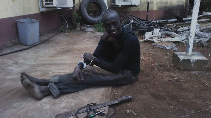  This Is So Funny! See How This Thief Poses For the Camera After He Was Arrested In Lagos [Photos]