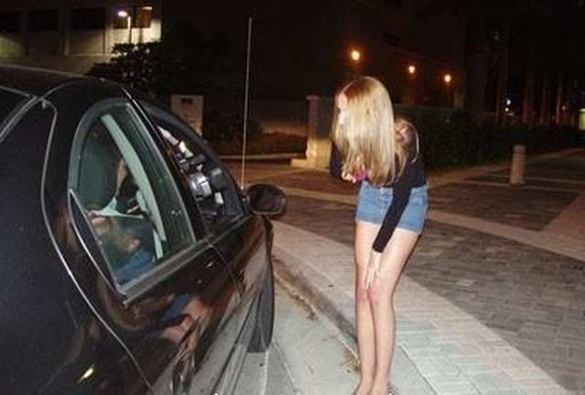 Man Looking For a Prostitute Finds Himself In Front Of His Daughter and This Happened Next