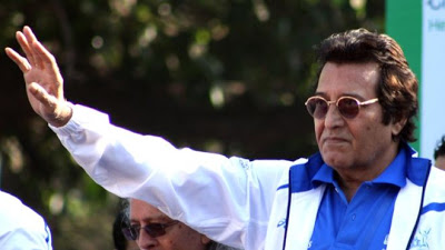  Famous Bollywood Actor ‘Vinod Khanna’ Dies of Cancer