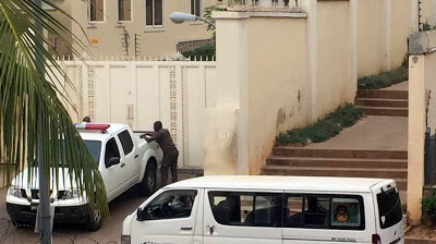  Operatives of the anti-graft EFCC this evening raided the Abuja home of Danjuma Goje, a former governor of Gombe State, Premium Times has learnt. The operation, which began after 5:00 p.m. was still ongoing as at 7:01 p.m.  Their correspondents report that at least 12 vehicles, including about eight police vans were stationed outside the building.  At least 25 mobile police officers were sighted outside the building, located on Haile Selassie Street, Asoroko.  About half a dozen EFCC detectives were also seen standing outside, with even more likely to be inside.