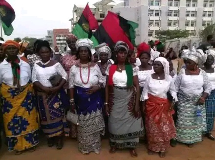 Igbo Leaders and Women Rock Their Traditional Attires in Court for Nnamdi Kanu’s Trial [Photos]