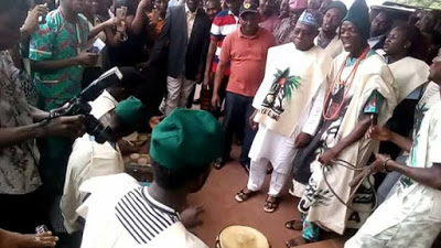 See What Happened Next After Ex-President, Obasanjo, Was Spotted Gyrating With Kegites Club, In Ogun State