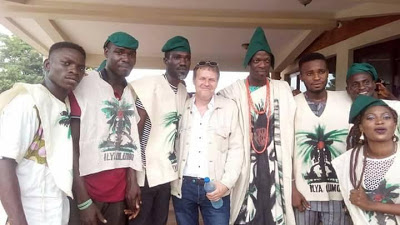 See What Happened Next After Ex-President, Obasanjo, Was Spotted Gyrating With Kegites Club, In Ogun State