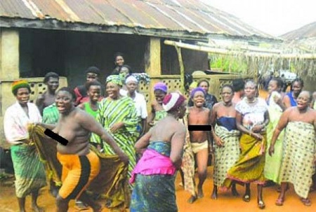 See Photos of Anambra Women Protested Half N*Ked Over Presence of Herdsmen in Community