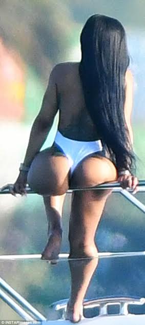 Bold Blac Chyna Flaunts Her Backside In Skimpy Swimsuit [Photos]