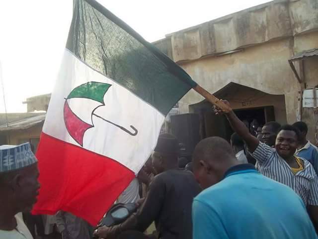See What Happened Net After Angry Kaduna People Burn Their Brooms, Dump APC For PDP [Photos]