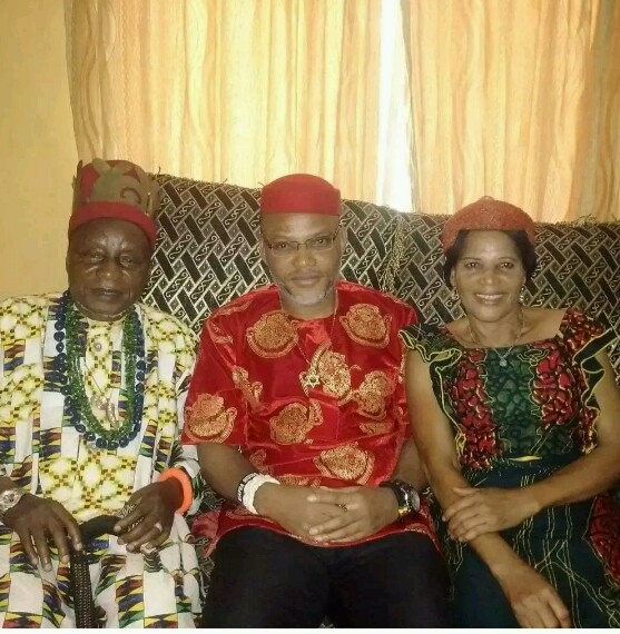 7 Days After Regaining Freedom, IPOB Chief Nnamdi Kanu Finally Arrives How Town In Umuahia, Meets His With Parents [Photos]
