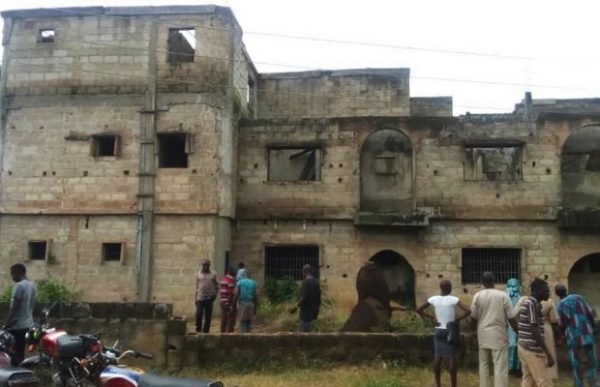 Bloody Commotion As Ritualists’ Den Discovered Near Ondo State House Of Assembly [Photo]