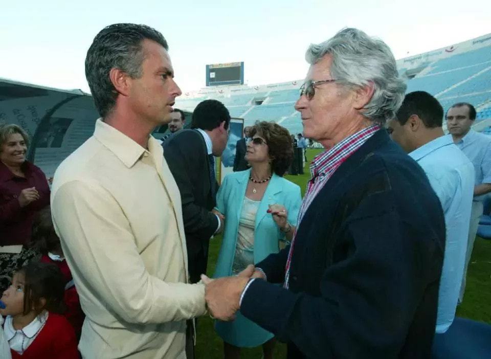 BREAKING: Entire Football Families Thrown In To Tear As Mourinho Was Confirmed Dead, Club Announces Emergency Burial Date