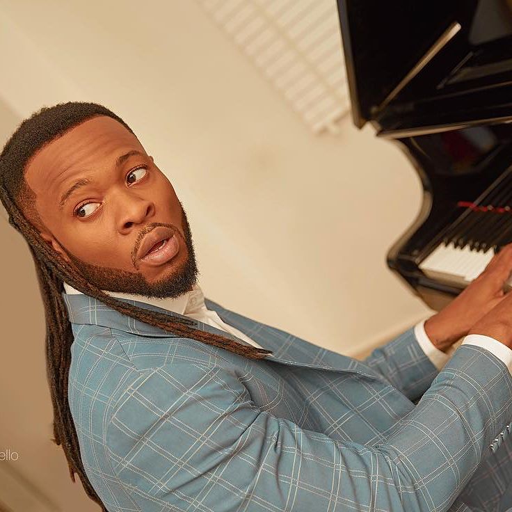 Flavour Strips All, Showing Off Hot And Toned Up Body In New Fierce Photos [Photos]