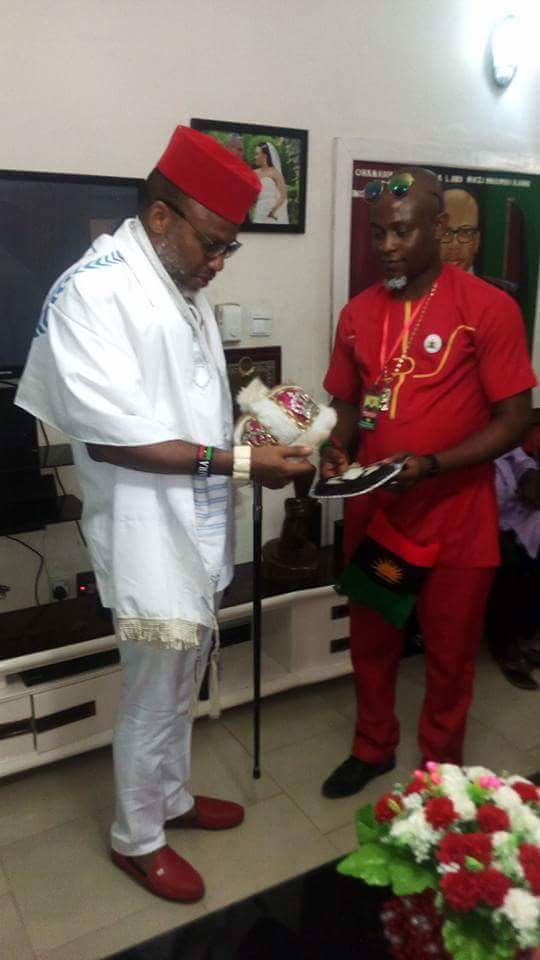  BREAKING!! Finally Mbaka Visits IPOB Chief, Nnamdi Kanu And The Unbelievable Happened [Photos]