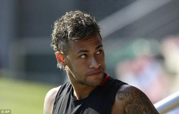 Barcelona: Xavi Backs Neymar’s Return To Barcelona