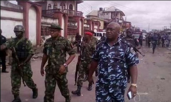 BREAKING!!!Nigerian Army Discovered 17,000 Live Bombs In A House In Owerri 