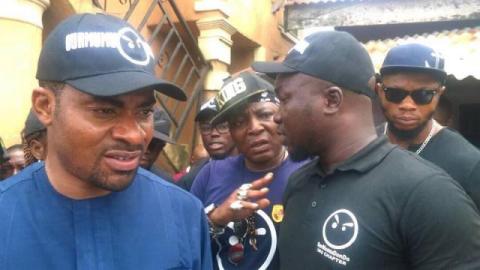 Charly Boy, His ‘Our Mumu Don Do’ Team Visit Family Of Late Somtochukwu Killed During Demolition Of Eke-Ukwu Market In Owerri