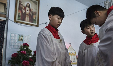 China Bans Children From Attending Church Services
