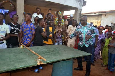 Fayose Spotted Playing Table Tennis Ekute Street Residents Ado-Ekiti 