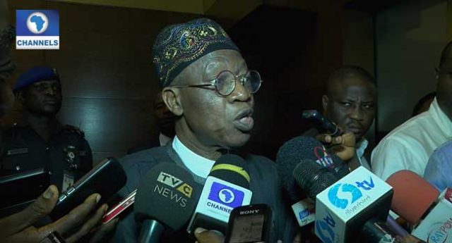 Lai Mohammed Reveals FG Is Doing About Saraki Resignation or Impeachment