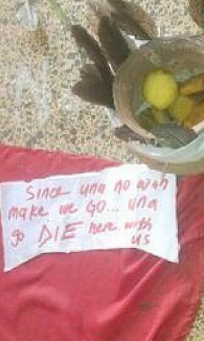 See How Angry UNN Students Placed ‘Charms’ In Front Of Lecturers Office