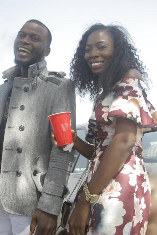 Two Nigerians Comedians Proposes To Their Girlfriends At Abuja Airport, Same Time [Photo]