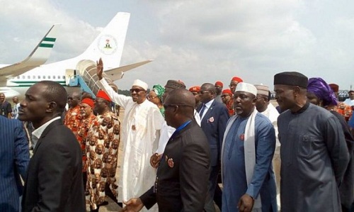 Photo News!!! What Happened In Enugu Airport This Morning As Buhari Arrives [Photos]