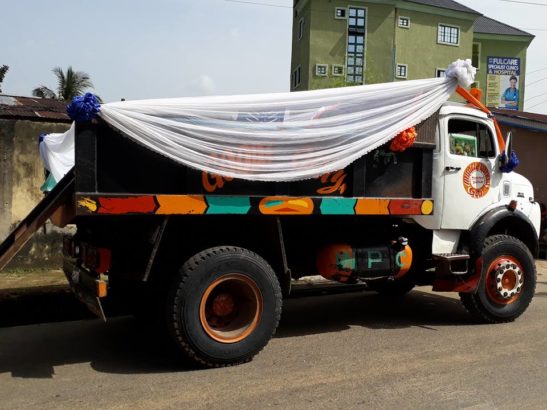 Epic: How A Nigerian Man And His Wife Was Parade In A Truck After Their Wedding [Photos]