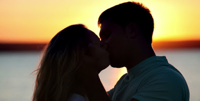 See 5 Ways To Make A Girl Understands You Truly Love Her So Much, Number 3 Is Very Common 