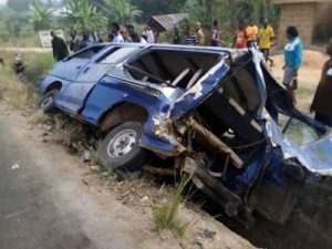 One Killed, Many Injured In A Fatal Accident Along Owerri-Onitsha Expressway [Graphic Photos]