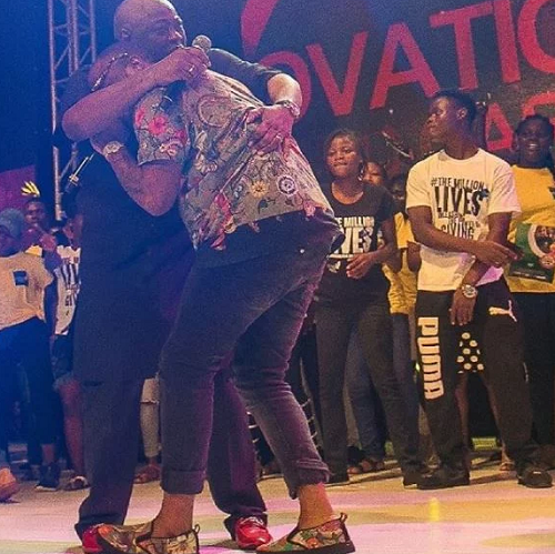 Finally, Davido And Dele Momodu Ends Their 2-Year Old Beef At Ovation Red Carol [Photos]