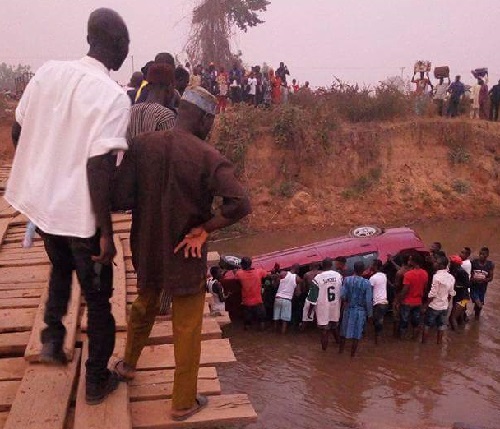 Photos As Driver Veers Of A Local Bridge And Falls Into A River In Kogi State