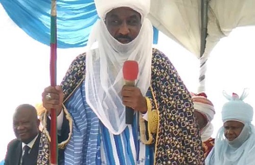 Emir Of Kano, Sanusi Lamido And His New 'Footwear' Step Out For An Event [Photos]