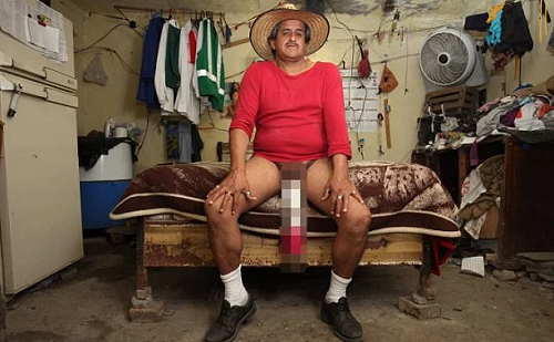 A Man From New York Once Thought To Have The World's Biggest Penis Brands The Mexican 'Who Has Overtaken Him' A Cheat [See Their Sizes]