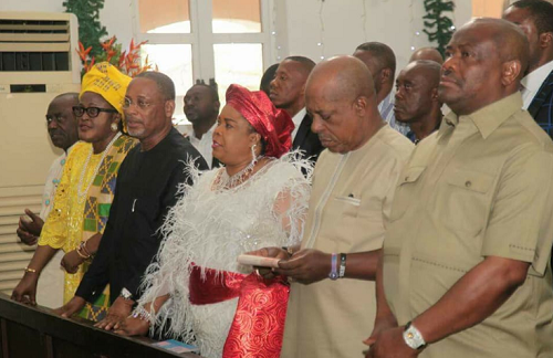 See Photos of Patience Jonathan Christmas Dress and What People Are Saying About It