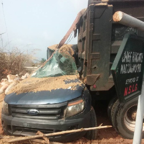 Police Escape Death As Truck Crash Into Vehicle At Checkpoint 