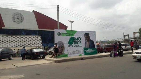 Gov. Okorocha Shares ‘Cultivated and Made in Imo Rice’, Nigerians React Negatively [Photos]