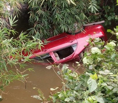 Vehicle Conveying An Entire Family Plunges Into River In Imo State [Photos]