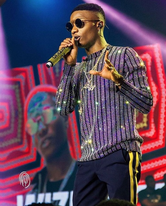 Just in case you want that Gucci top Wizkid wore for his concert on the 24th of this month, it costs $3,700 only, that’s about 1,332,000 in Naira! If it’s the same Wizkid’s pant you want (to go with it), it costs $990 only, that’s about 356,400 in Naira!