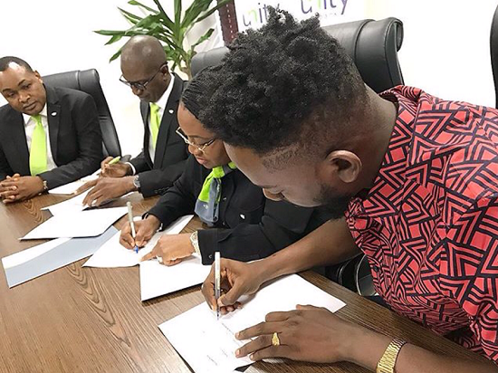 'Orente' Singer, Adekunle Gold Seals Endorsement Deal with Unity Bank