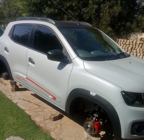 Woman Wakes Up To Discover The Shocking Thing Thieves Did To Her Car [Photos]