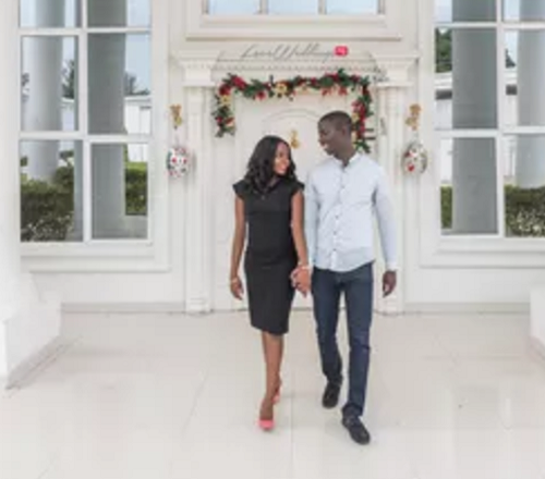 After Dating 15 Years of Dating, Nigerian Man Proposes to His Girlfriend [Photos]