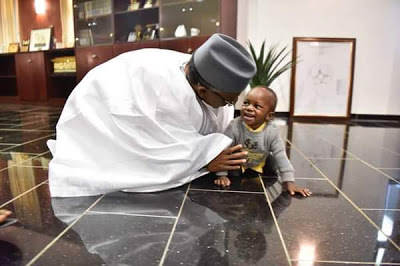 El-Rufai Goofs Around with A Baby Who Screams Anytime He Sees His Pictures [Photos]
