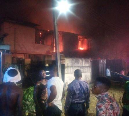 Fire Razed Down Three Duplexes In Gowon Estate Lagos