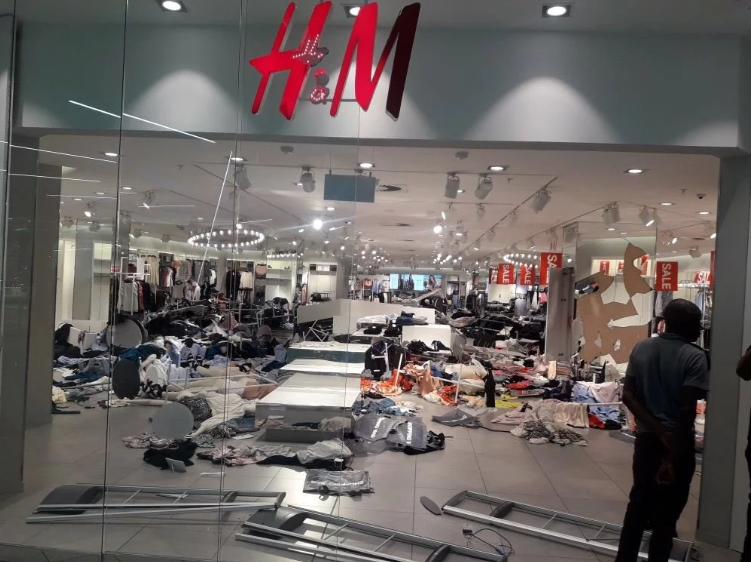 Angry South Africans Vandalize H&M Shops Over Recent ‘Racist Hoodie’ Advert [Photos/Video]