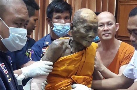 Dead Monk Full Of Smiles As His Body Is Exhumed 2 Months After Being Buried [Photos]