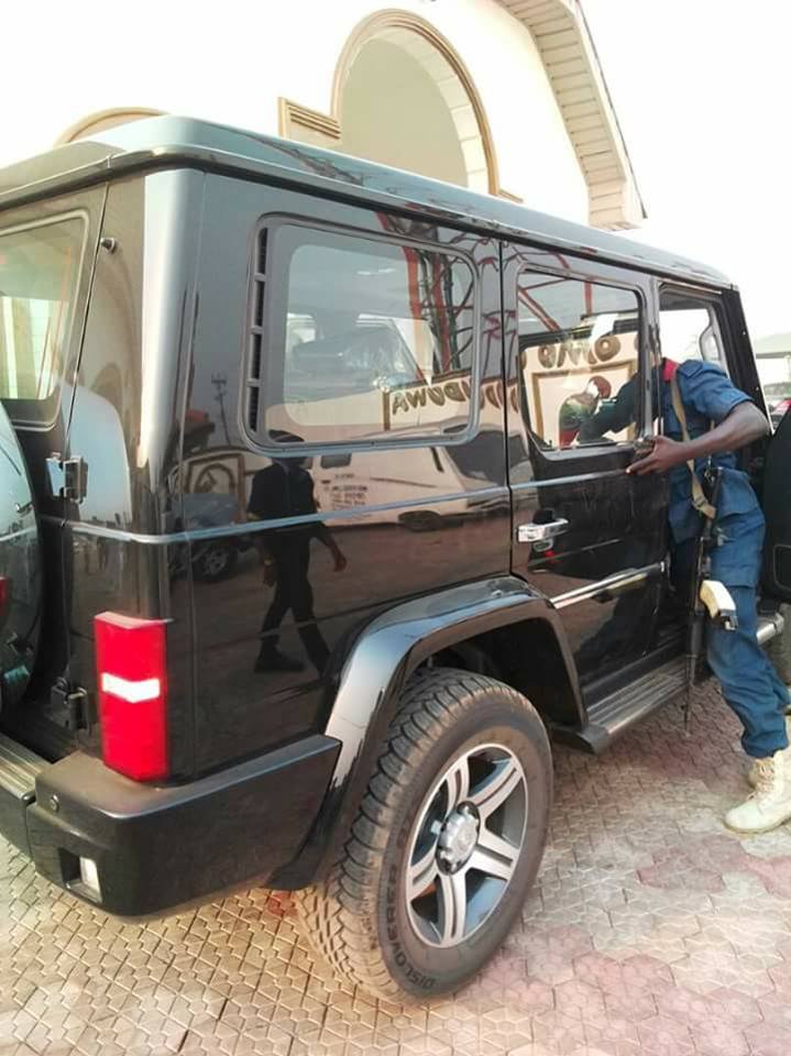 To Mark His 2nd Anniversary, Oluwo Of Iwo, Acquires Brand New Innoson G-Wagon [Photos]